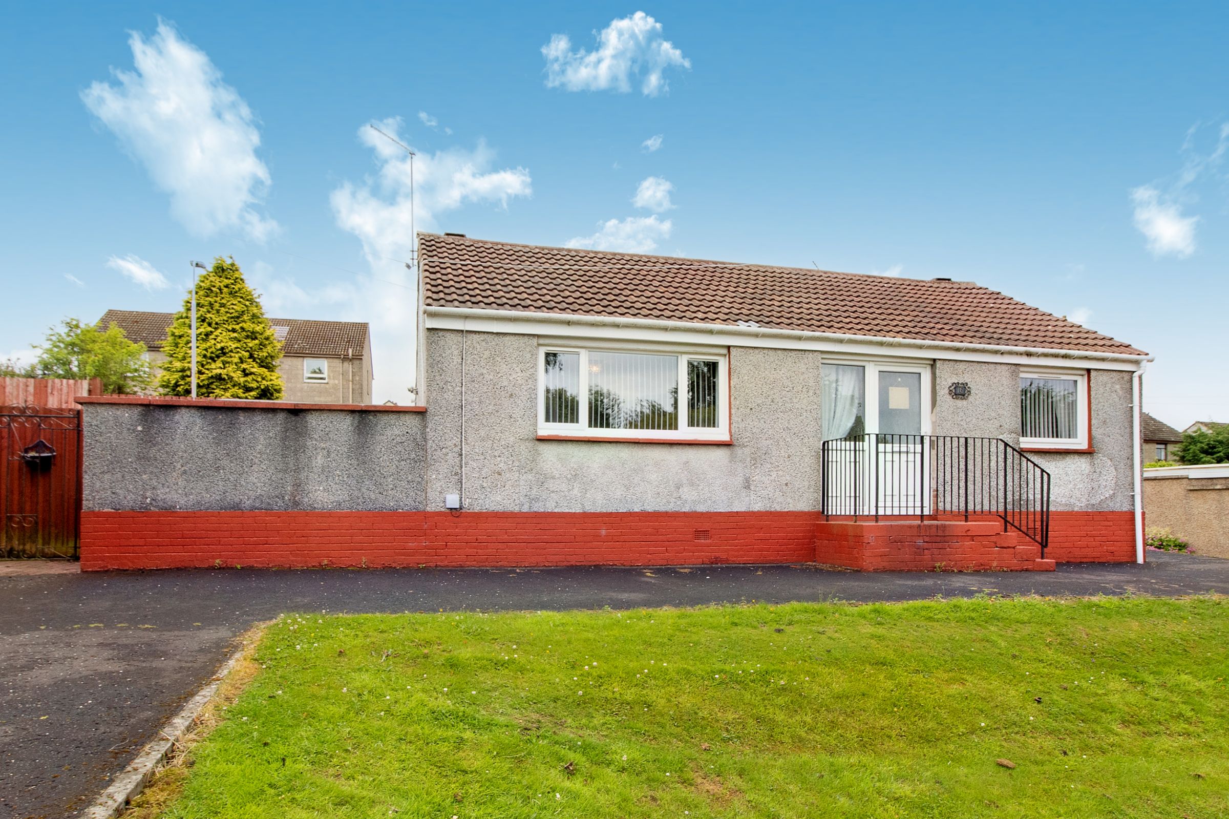 2 bed detached bungalow for sale in Burnside Terrace, Fauldhouse EH47