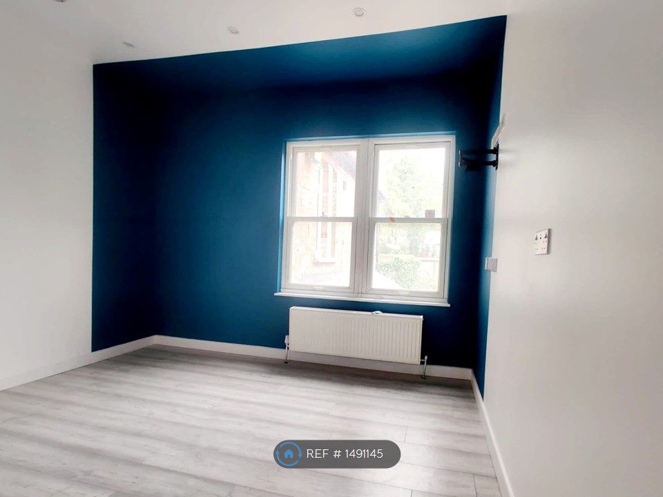 Room to rent in South Hill Avenue, Harrow HA2 Zoopla