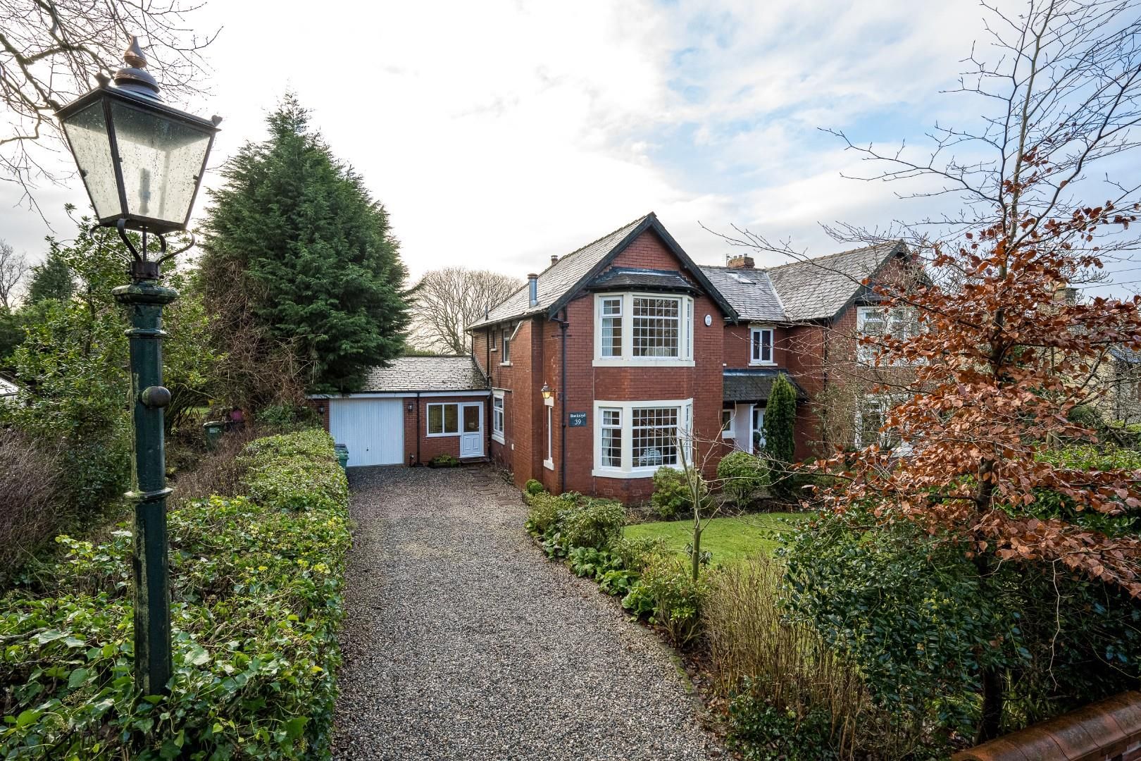 4 bed semidetached house for sale in Reedley Drive, Burnley BB10 Zoopla