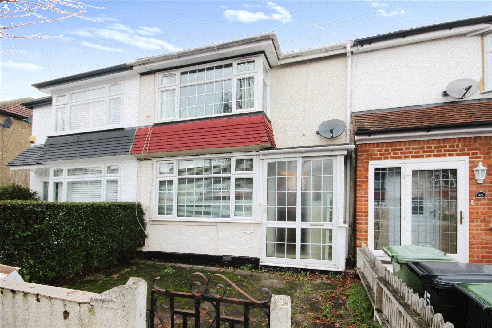 3 bed terraced house for sale in Southern Drive, Loughton, Essex IG10