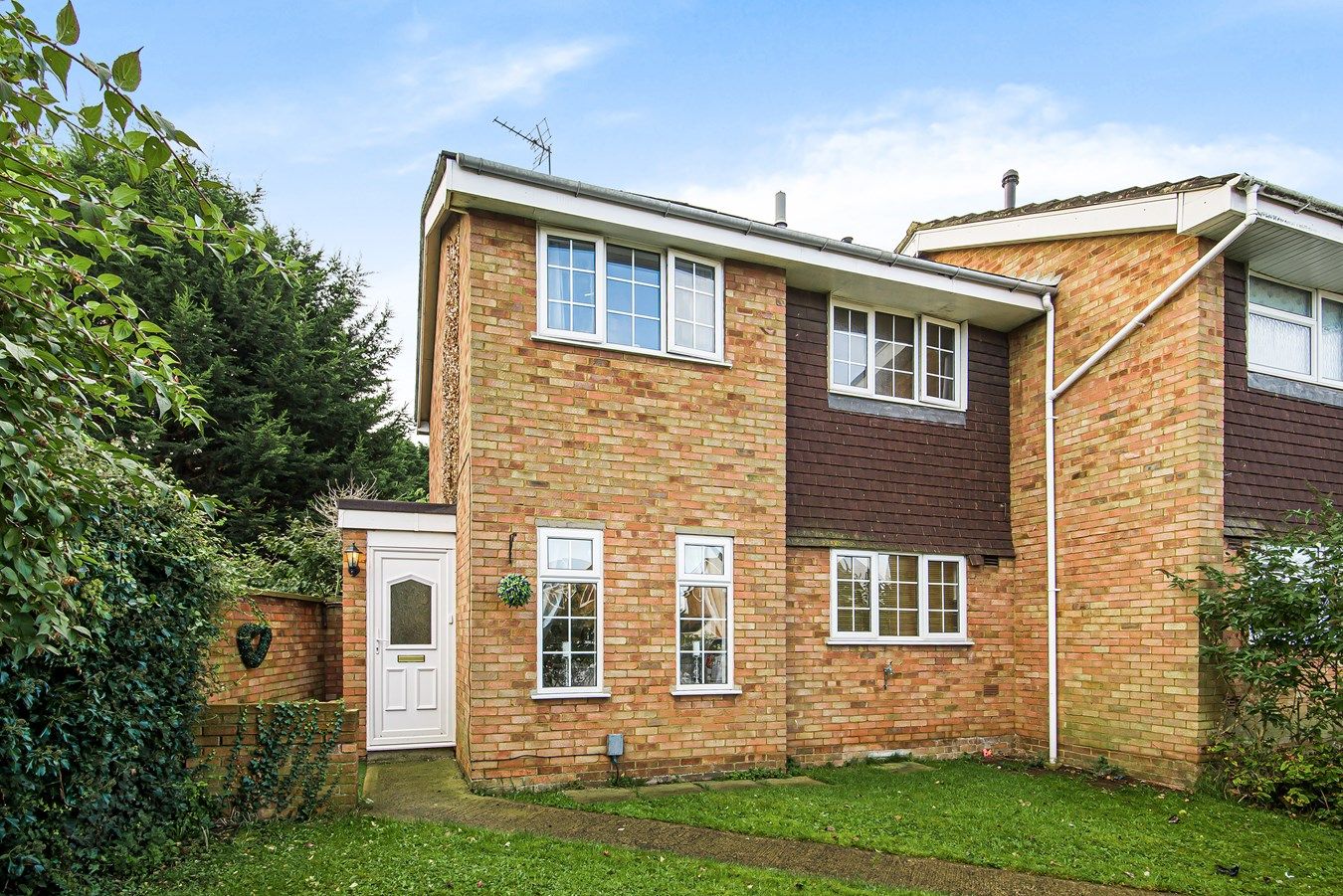 3 bed semidetached house for sale in St Andrews Close, Flitwick MK45