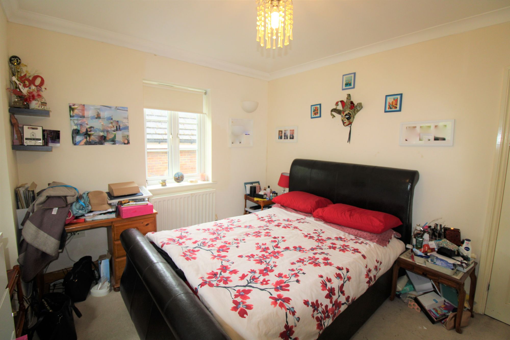 2 bed flat for sale in Gatton Park Road, Redhill RH1 Zoopla