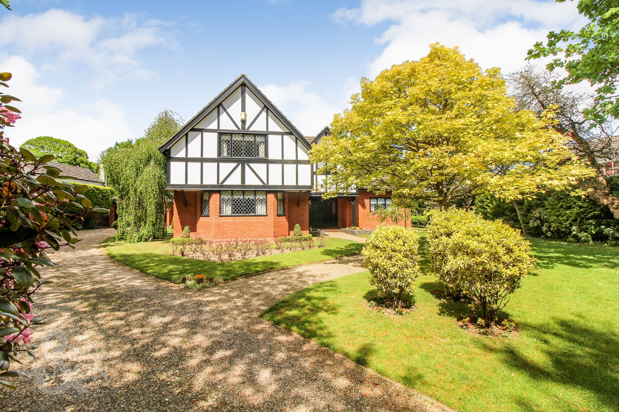 6 bed detached house for sale in Church Lane, Bradwell, Great Yarmouth