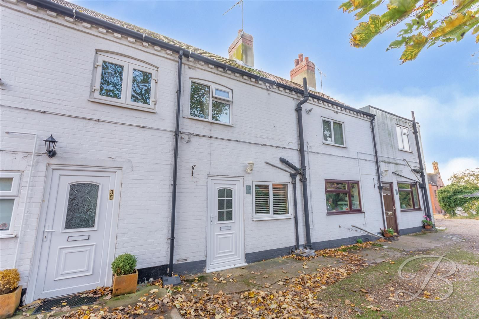 2 bed cottage for sale in East Lane, Edwinstowe, Mansfield NG21 Zoopla