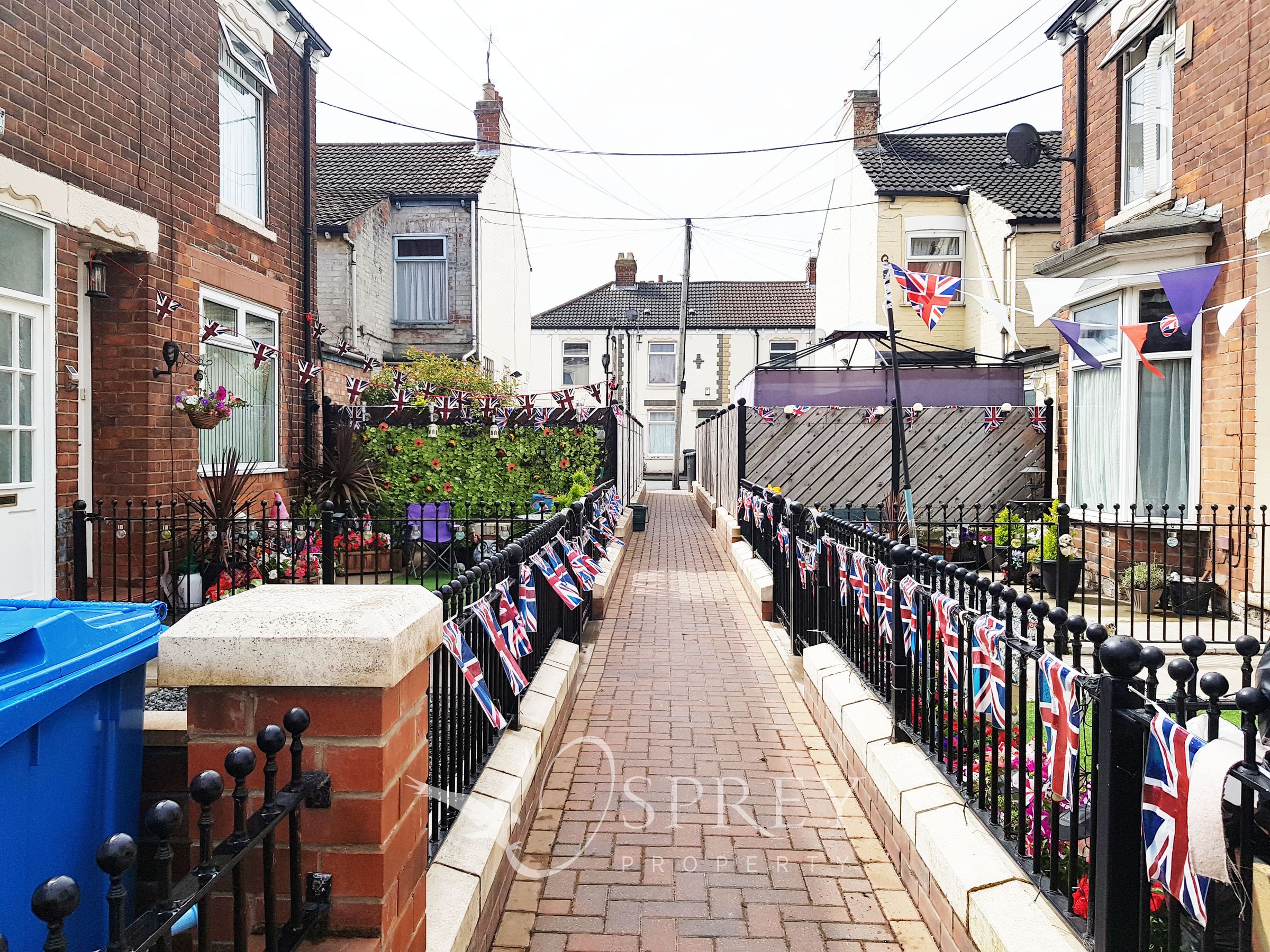 2 bed terraced house to rent in Ivanhoe Villas, Estcourt Street, Hull