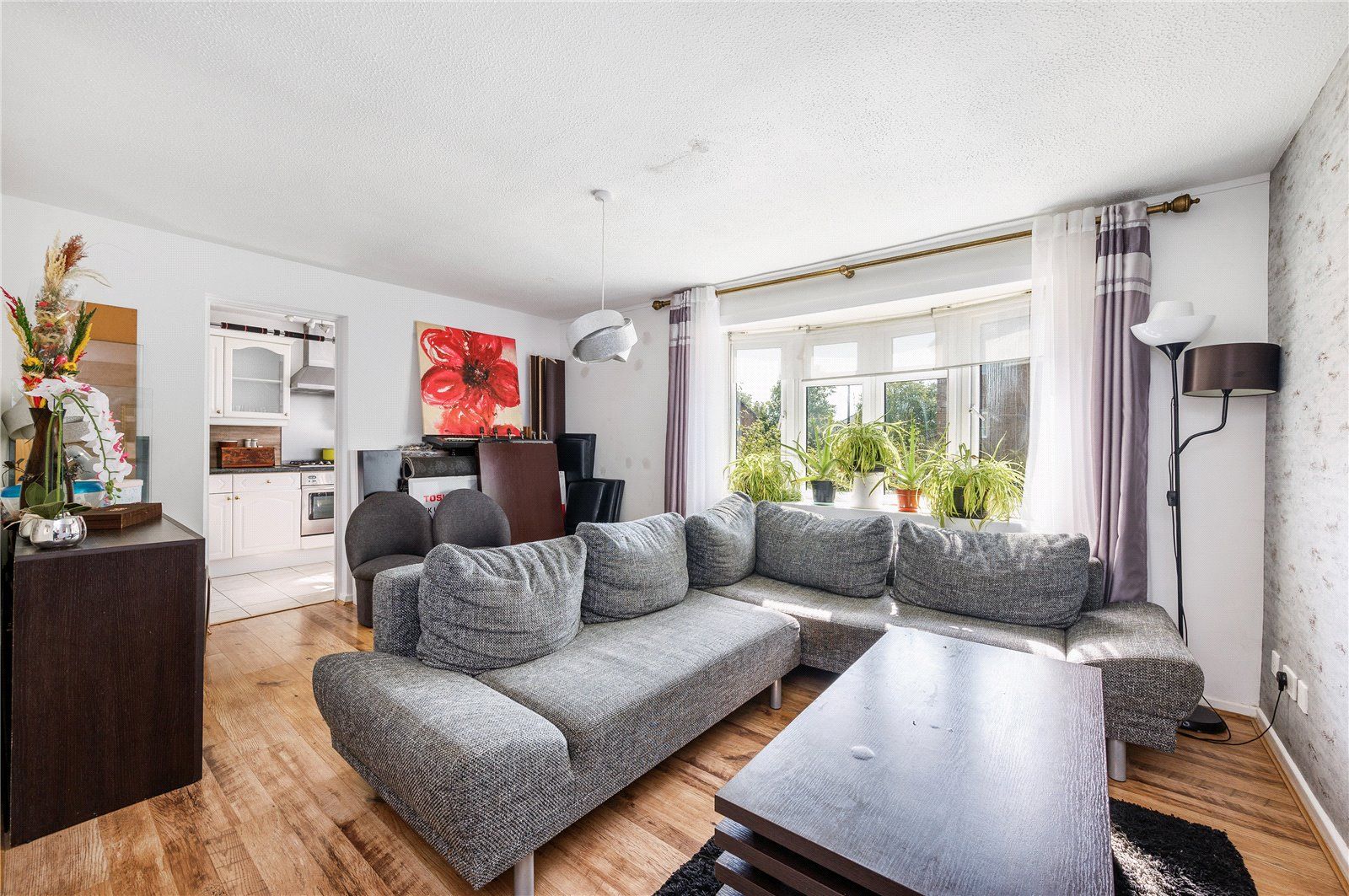 2 bed flat for sale in Buckingham Avenue, Perivale UB6 Zoopla