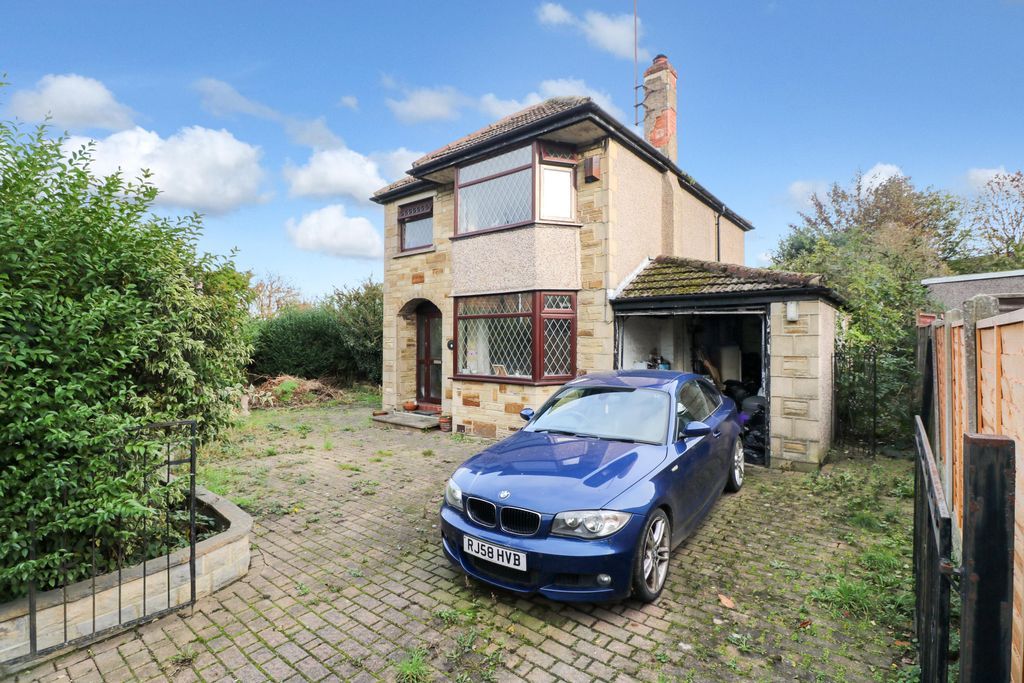 3 bed detached house for sale in Church View, Cleckheaton BD19 Zoopla