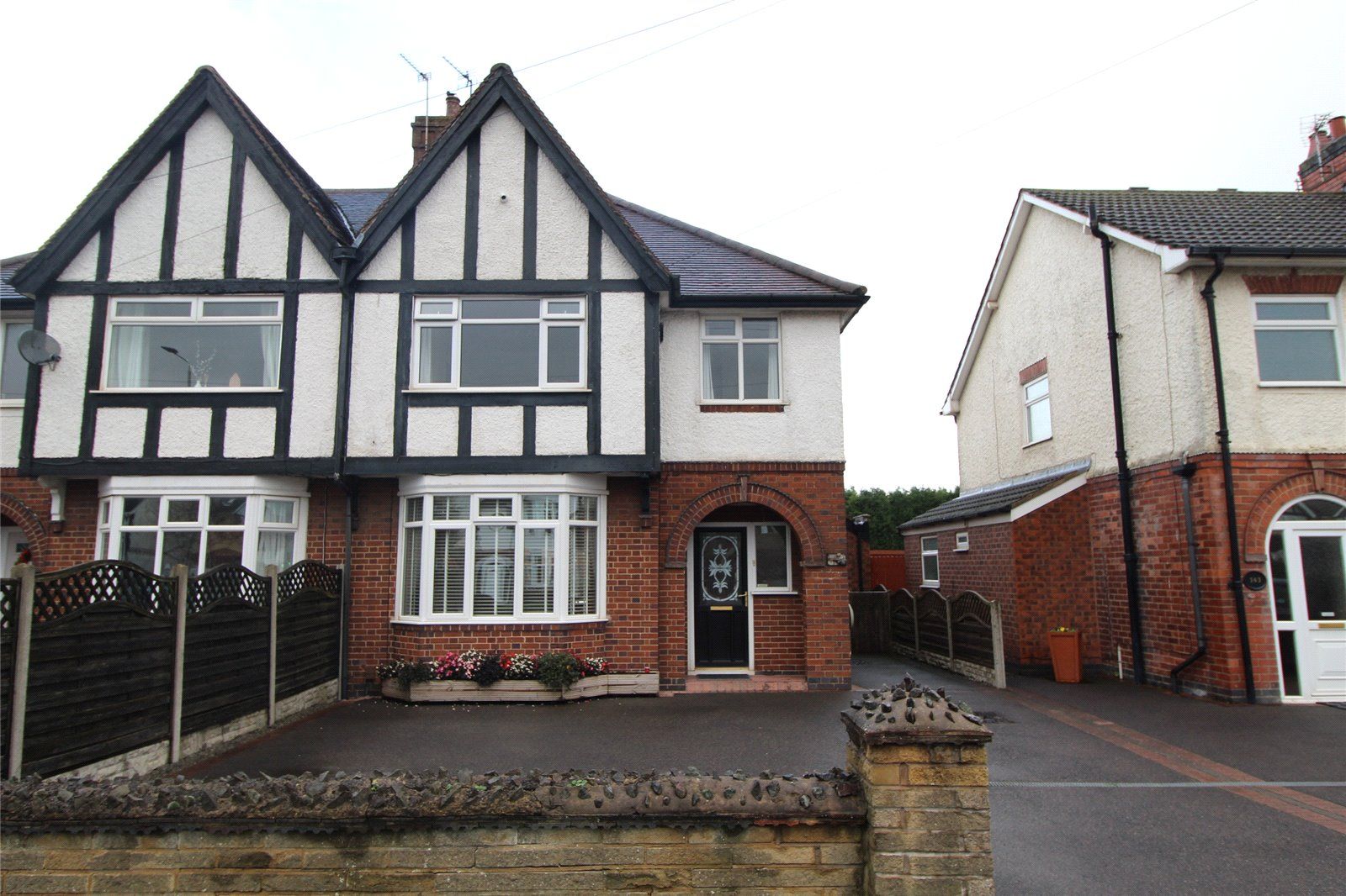 3 bed semidetached house for sale in Bardon Road, Coalville