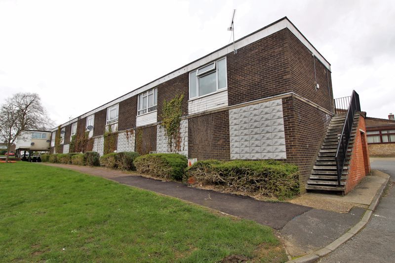 Parkwood Drive, Hemel Hempstead HP1  
