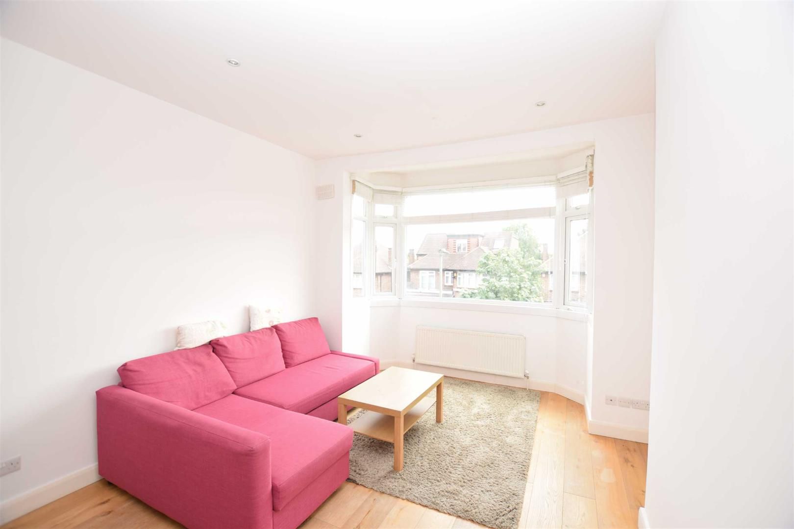 2 bed flat to rent in Heriot Road, London NW4 Zoopla
