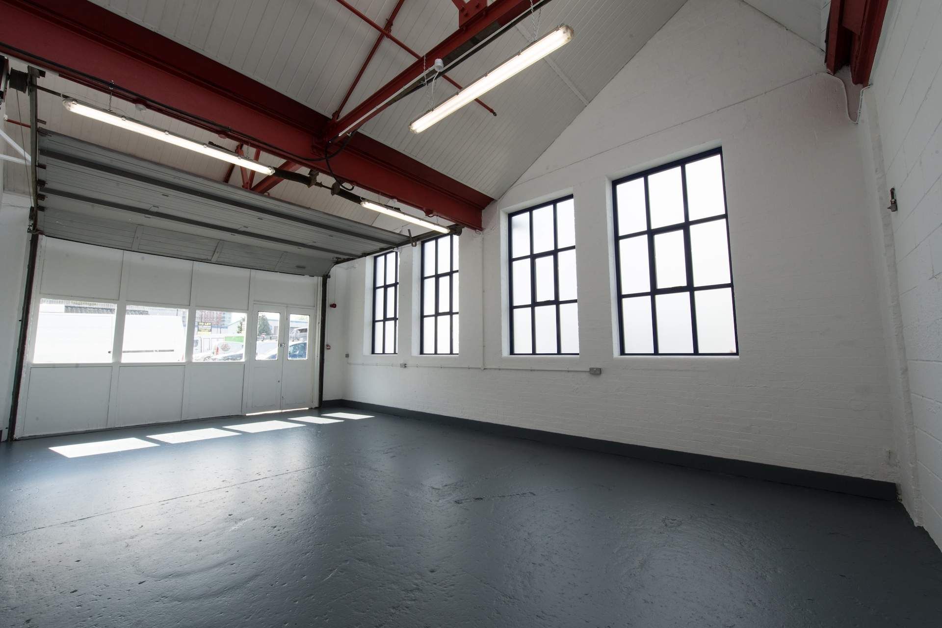 Warehouse to let in Acton Business Centre, Acton Business Centre, Acton