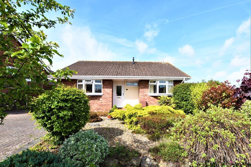 3 bed bungalow for sale in Elmvale Drive, Hutton, WestonSuperMare