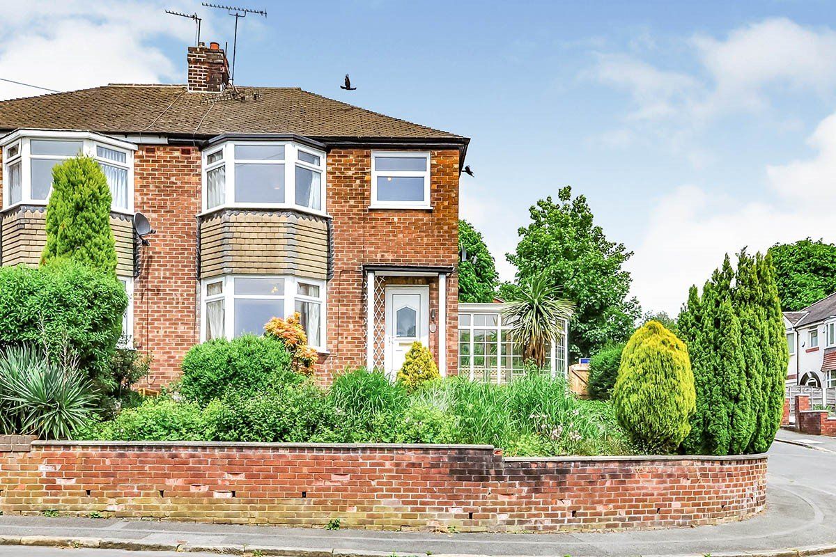 3 bed semidetached house to rent in Brookside Drive, Hyde, Cheshire