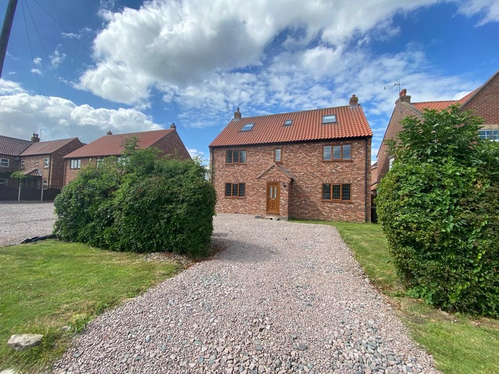 6 bed detached house to rent in Pinfold Lane, Moss, Doncaster DN6 Zoopla