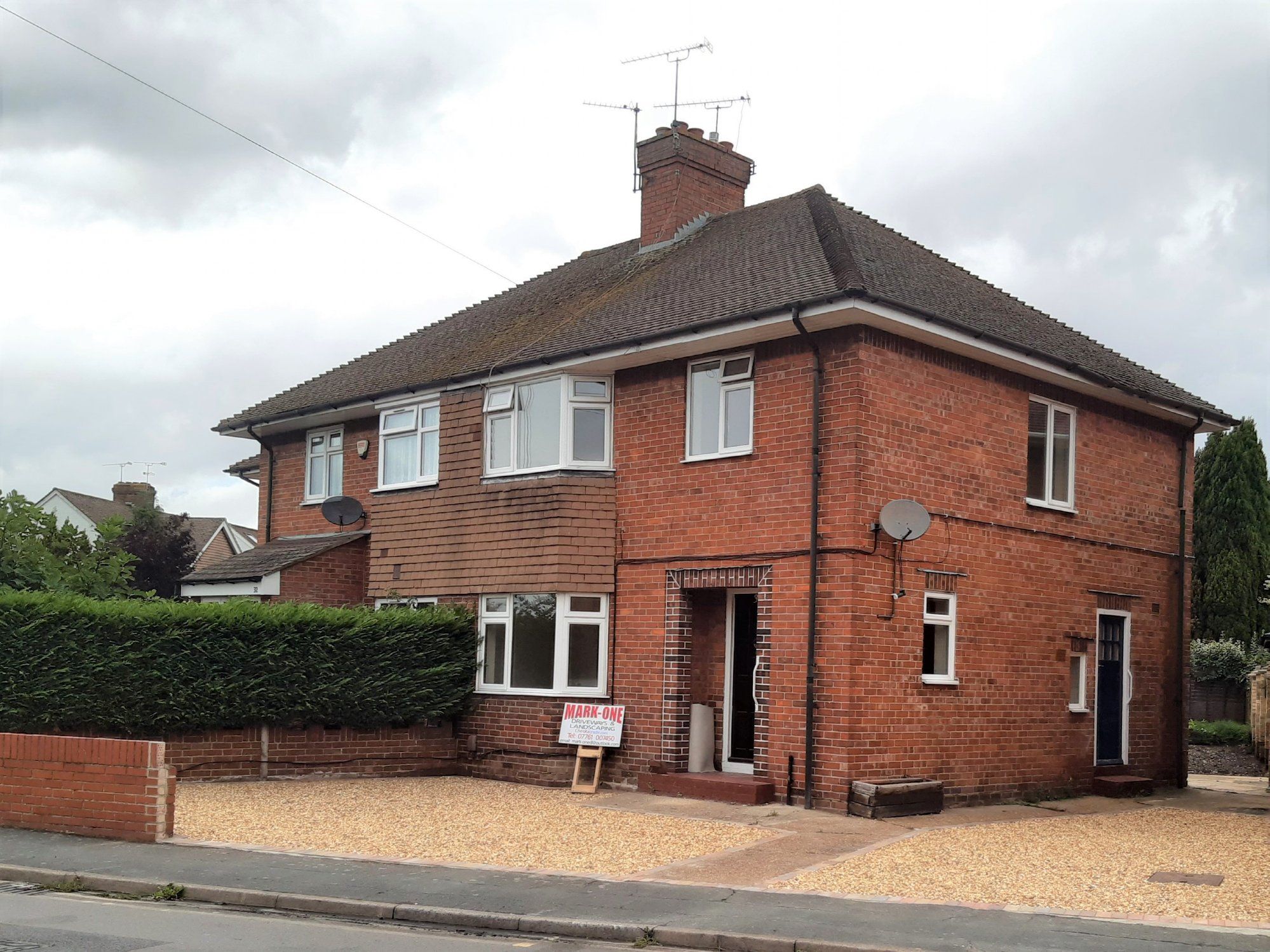 3 bed semidetached house to rent in Edward Avenue, Camberley GU15 Zoopla