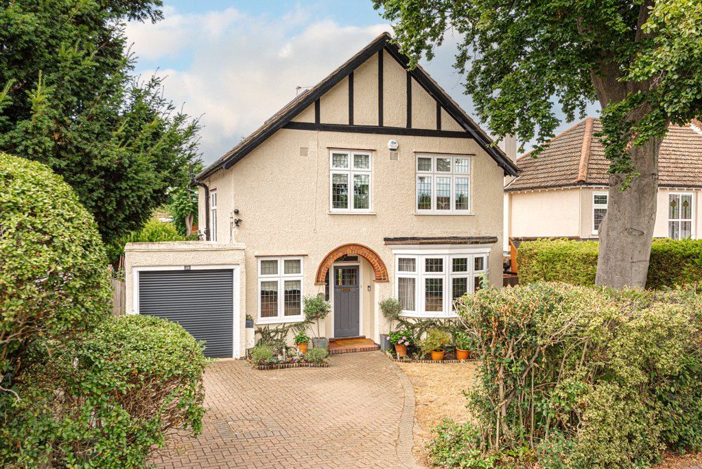 3 bed detached house for sale in Avenue Road, Sutton SM2 Zoopla