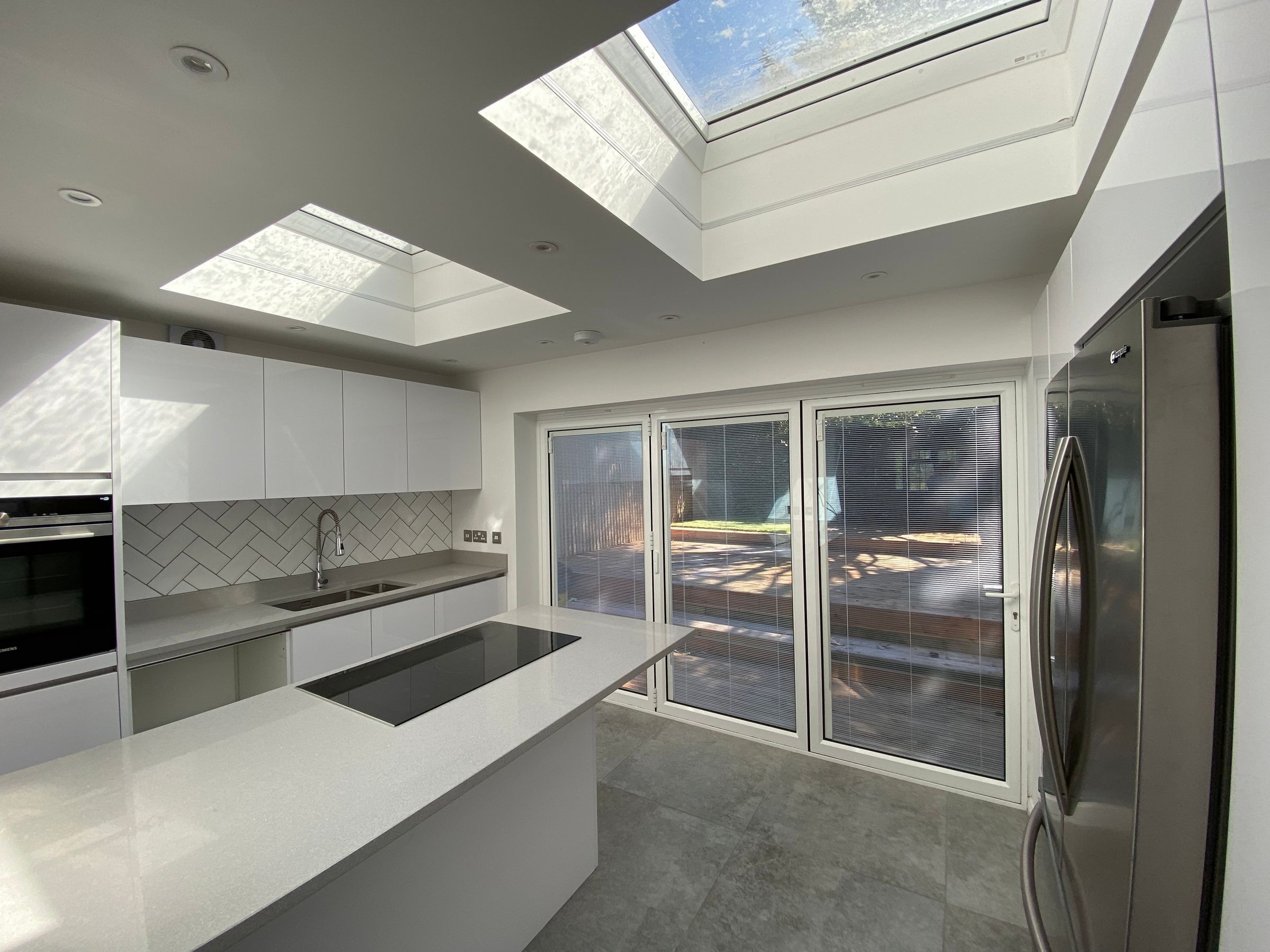 3 bed end terrace house to rent in Crescent Road, Hemel Hempstead HP2