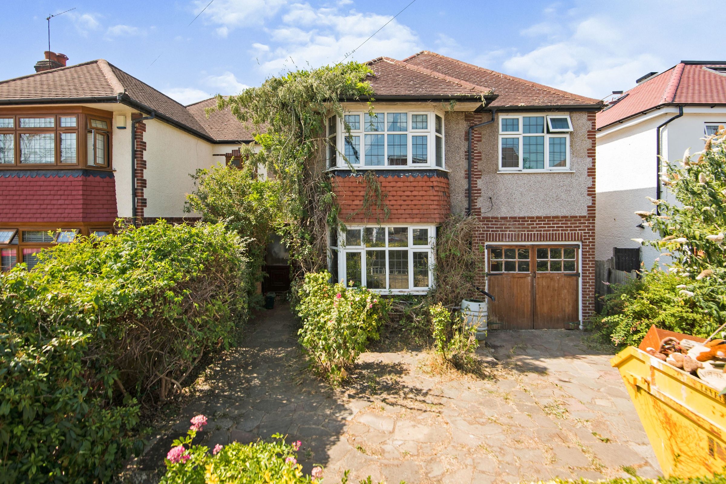 5 bed semidetached house for sale in Thorndon Gardens, Epsom KT19 Zoopla