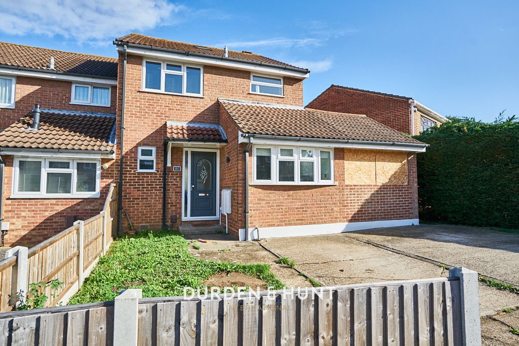 3 bed end terrace house for sale in Aldwych Close, Hornchurch RM12 Zoopla