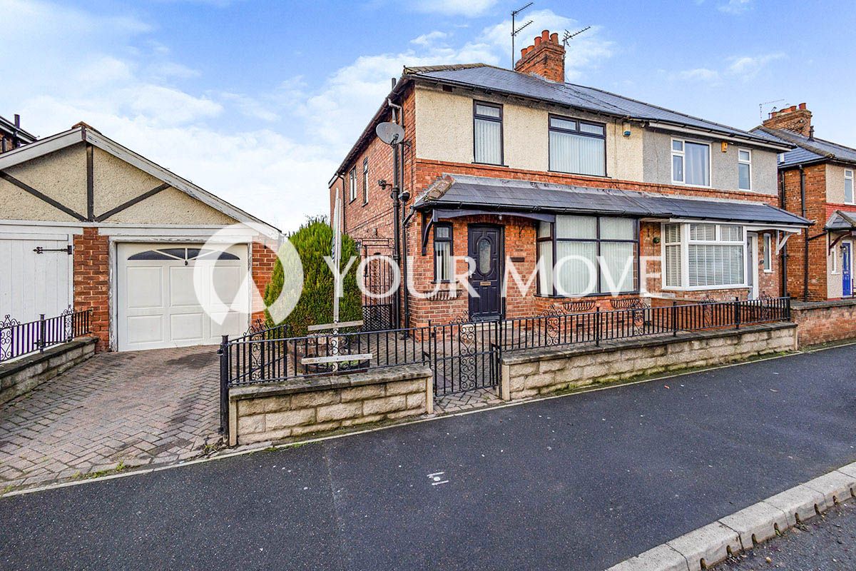 3 bed semidetached house for sale in Longfield Road, Darlington