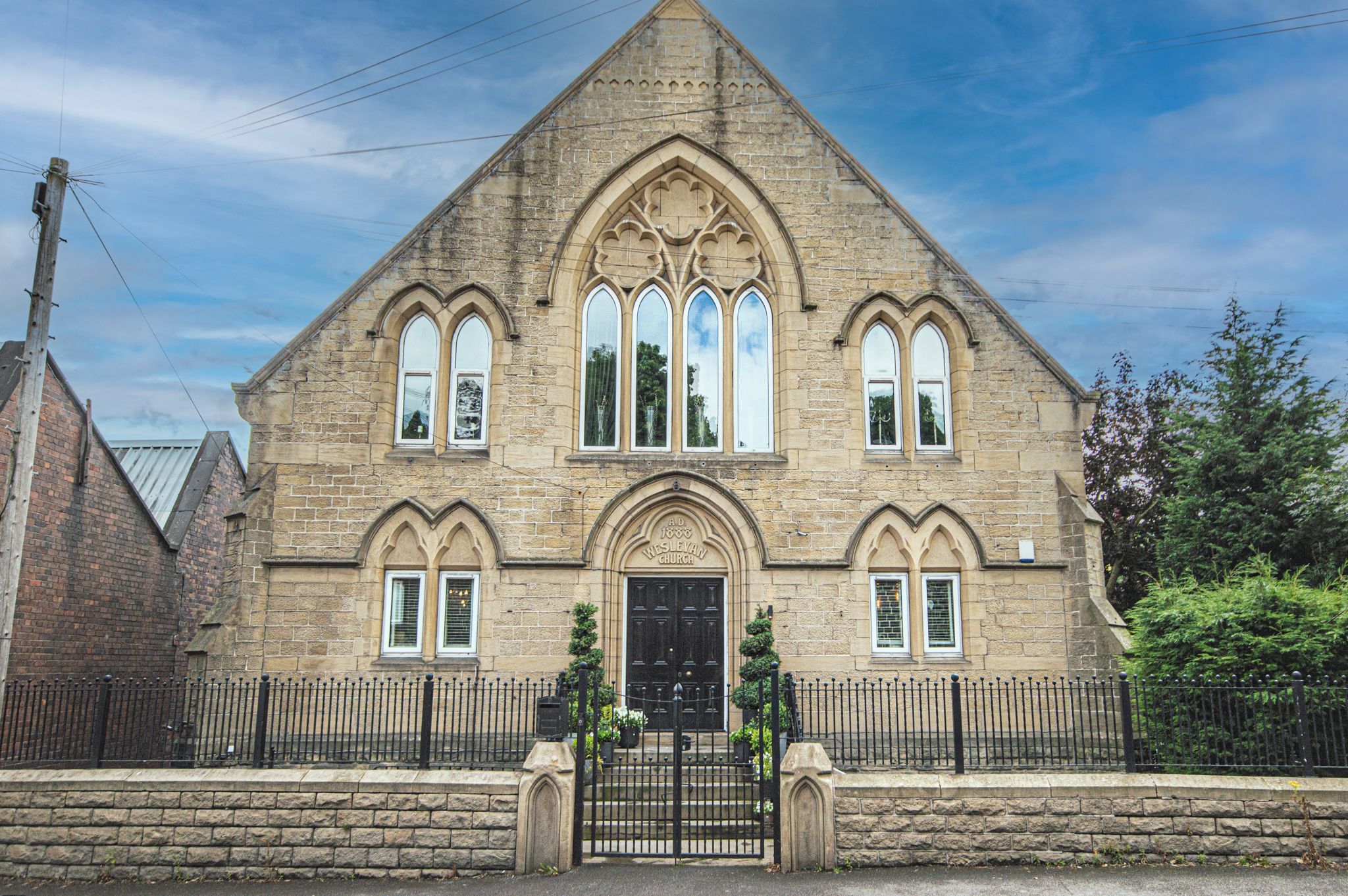 4 bed cottage for sale in Manchester Road, Thurlstone, Sheffield S36