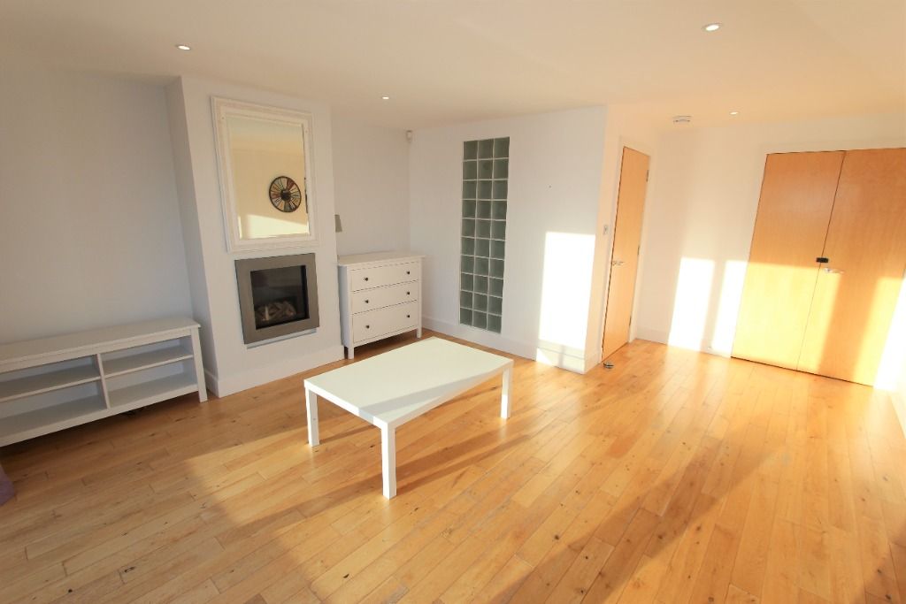 3 bed town house to rent in Hopetoun View, Gullane, East Lothian EH31