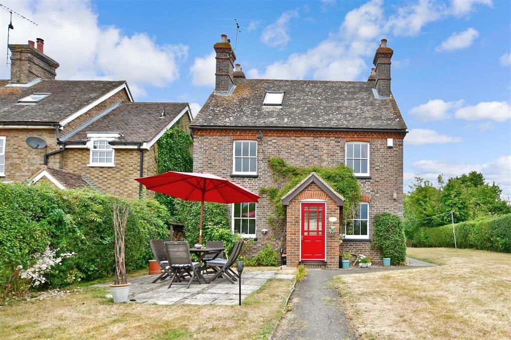3 bed detached house for sale in Tonbridge Road, Little Mill, Tonbridge