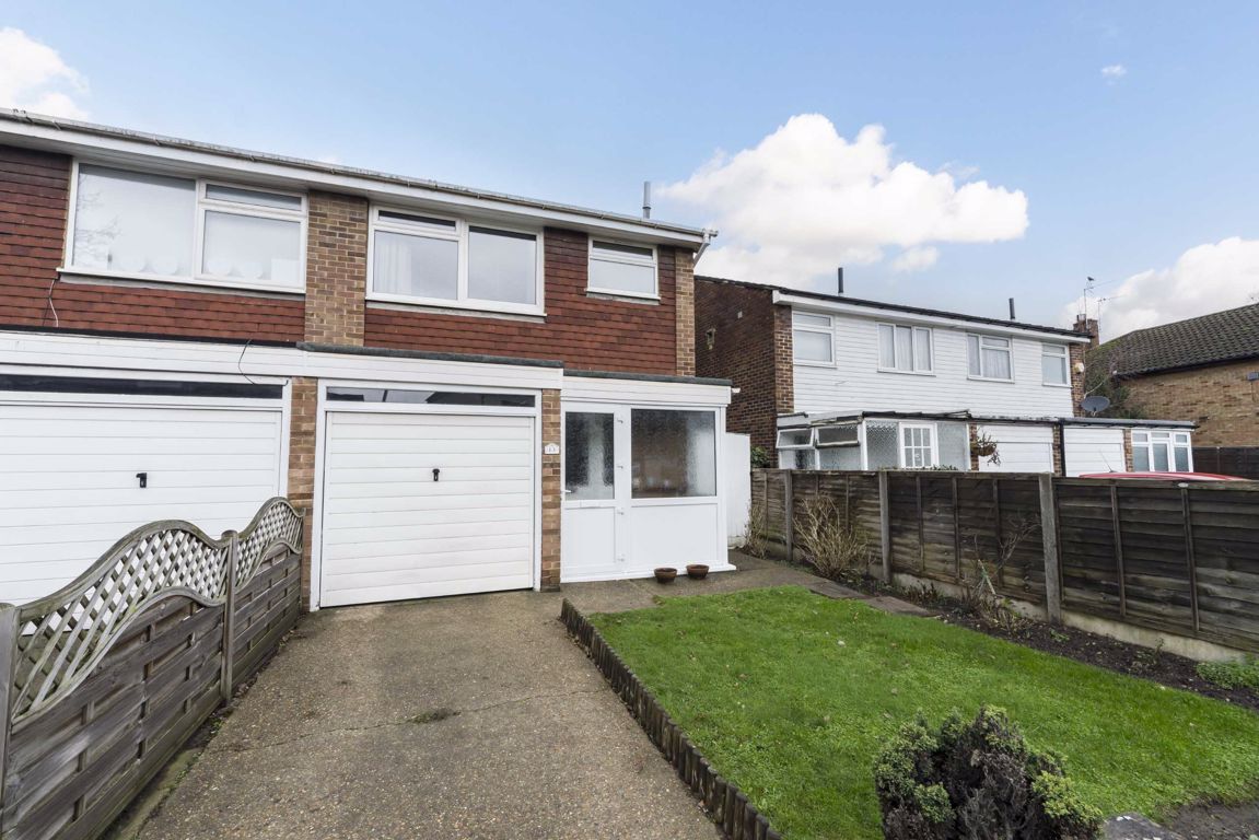 3 bed semidetached house for sale in Villiers Avenue, Surbiton KT5