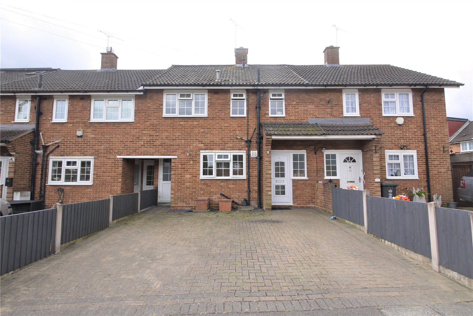 3 bed terraced house for sale in Vernon Crescent, Brentwood, Essex CM13