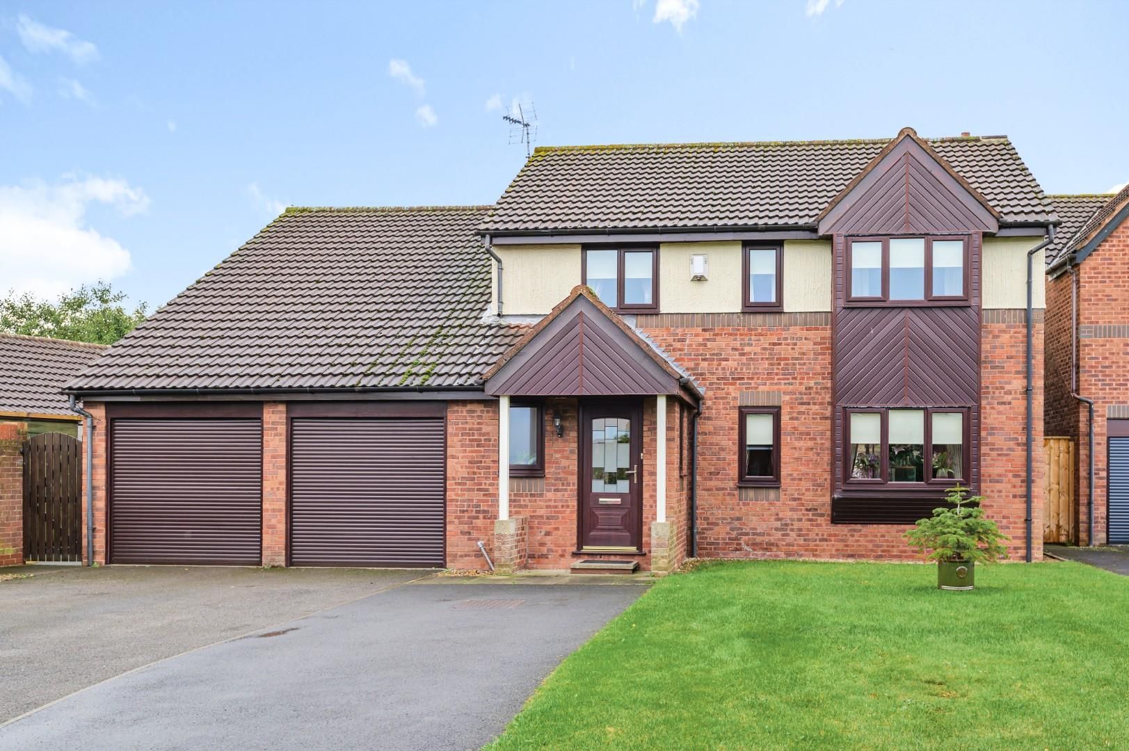 5 bed detached house for sale in St. James Drive, Northallerton, North