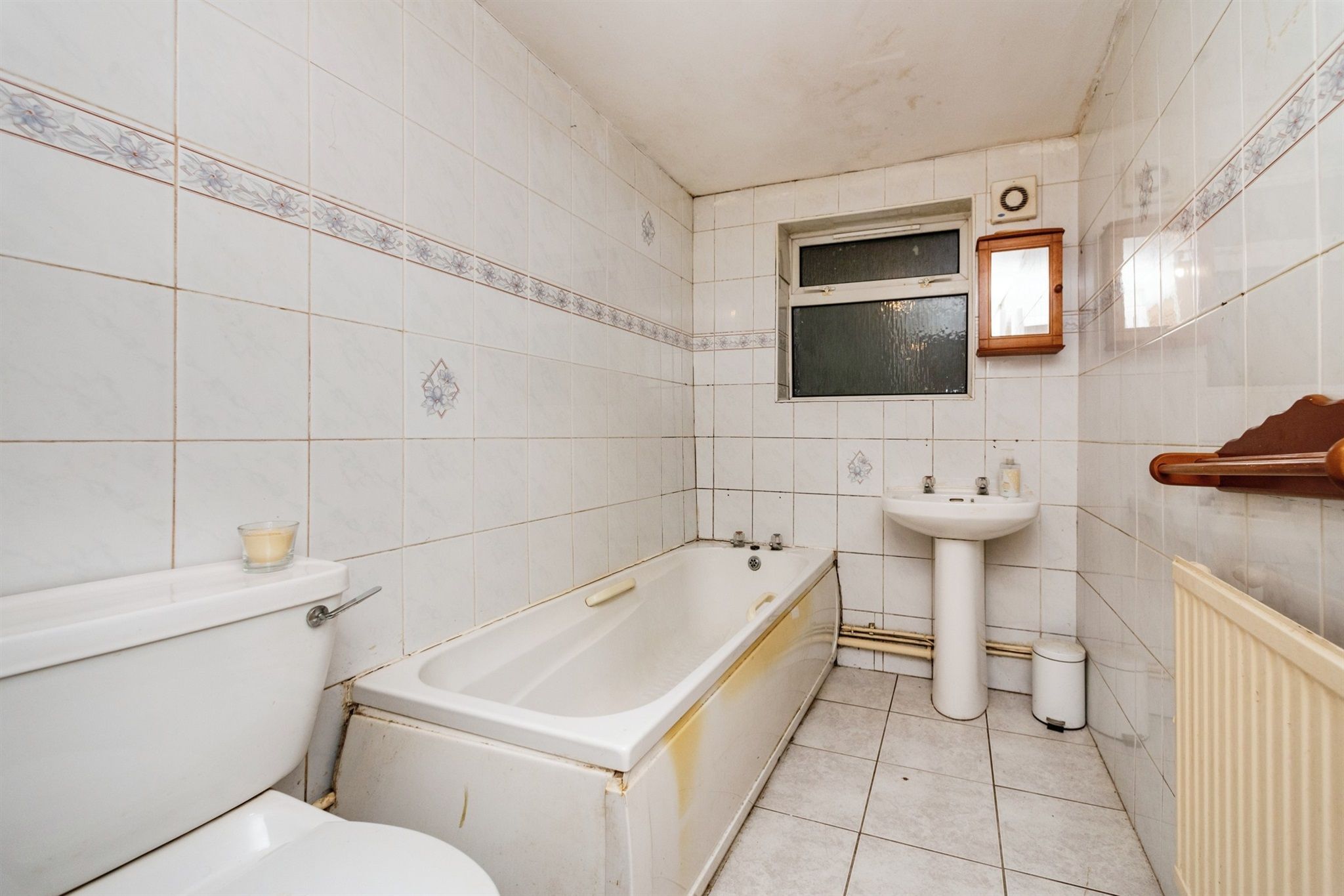 2 bed flat for sale in Commercial Street, Maesteg CF34 Zoopla