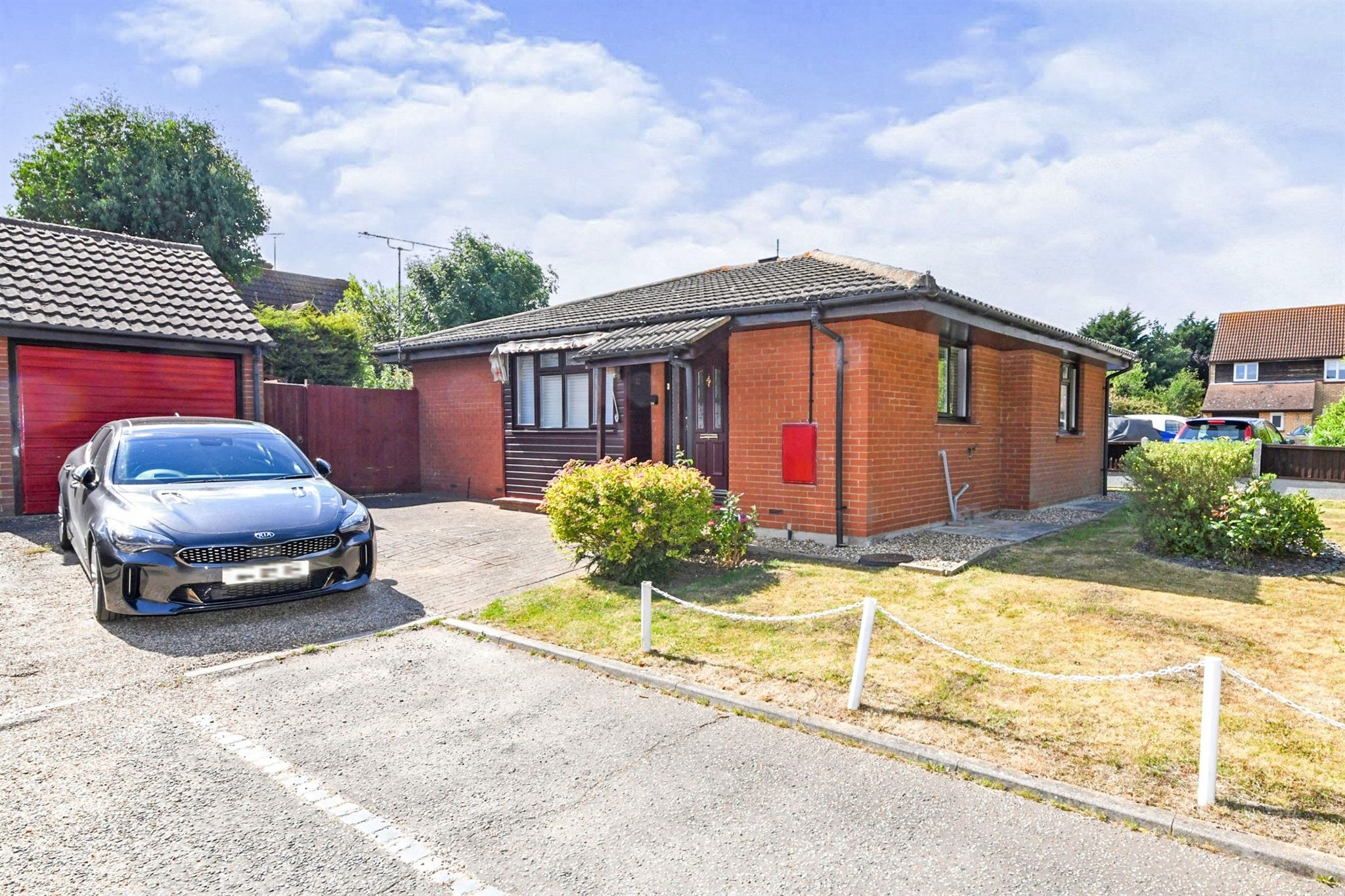 2 bed detached bungalow for sale in Grebe Close, Mayland, Chelmsford