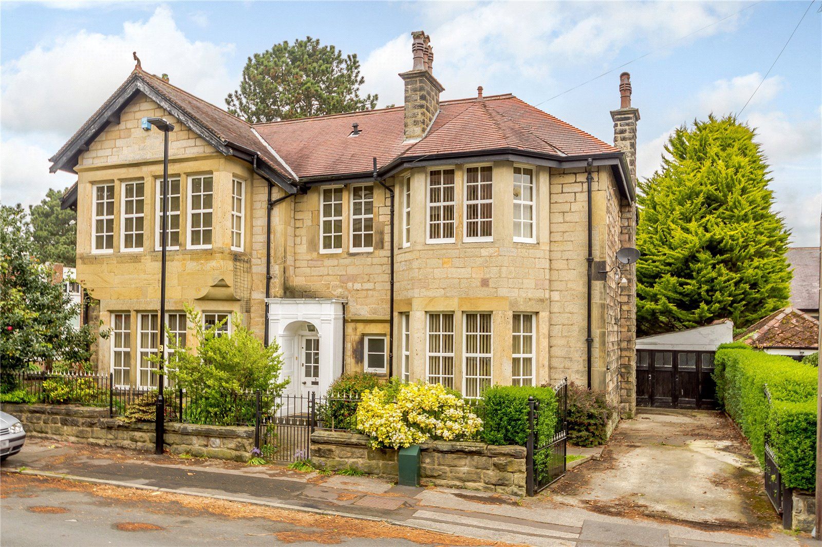 5 bed detached house for sale in Alderson Road, Harrogate, North