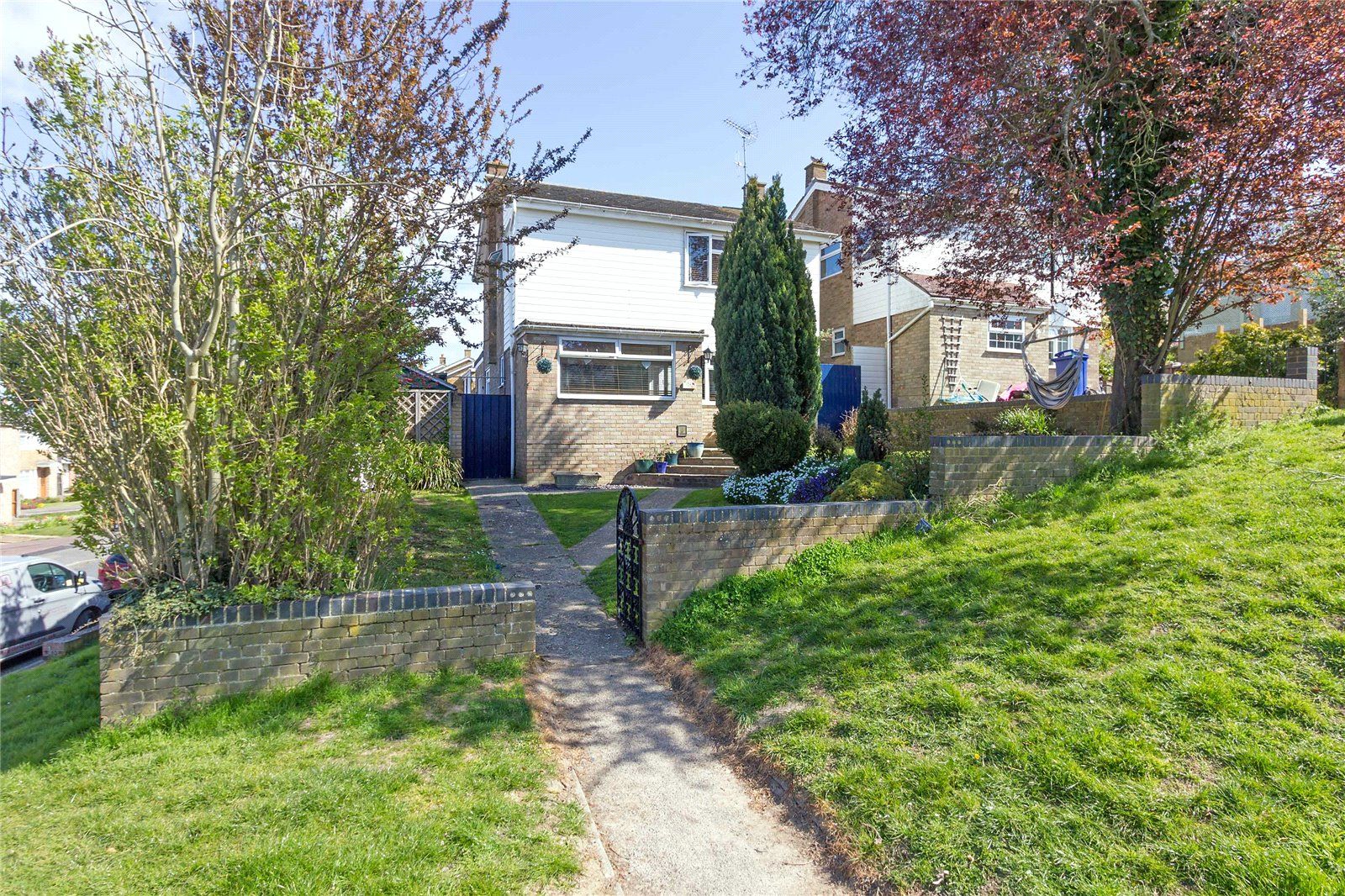 3 bed detached house for sale in Fairleas, Sittingbourne, Kent ME10 Zoopla