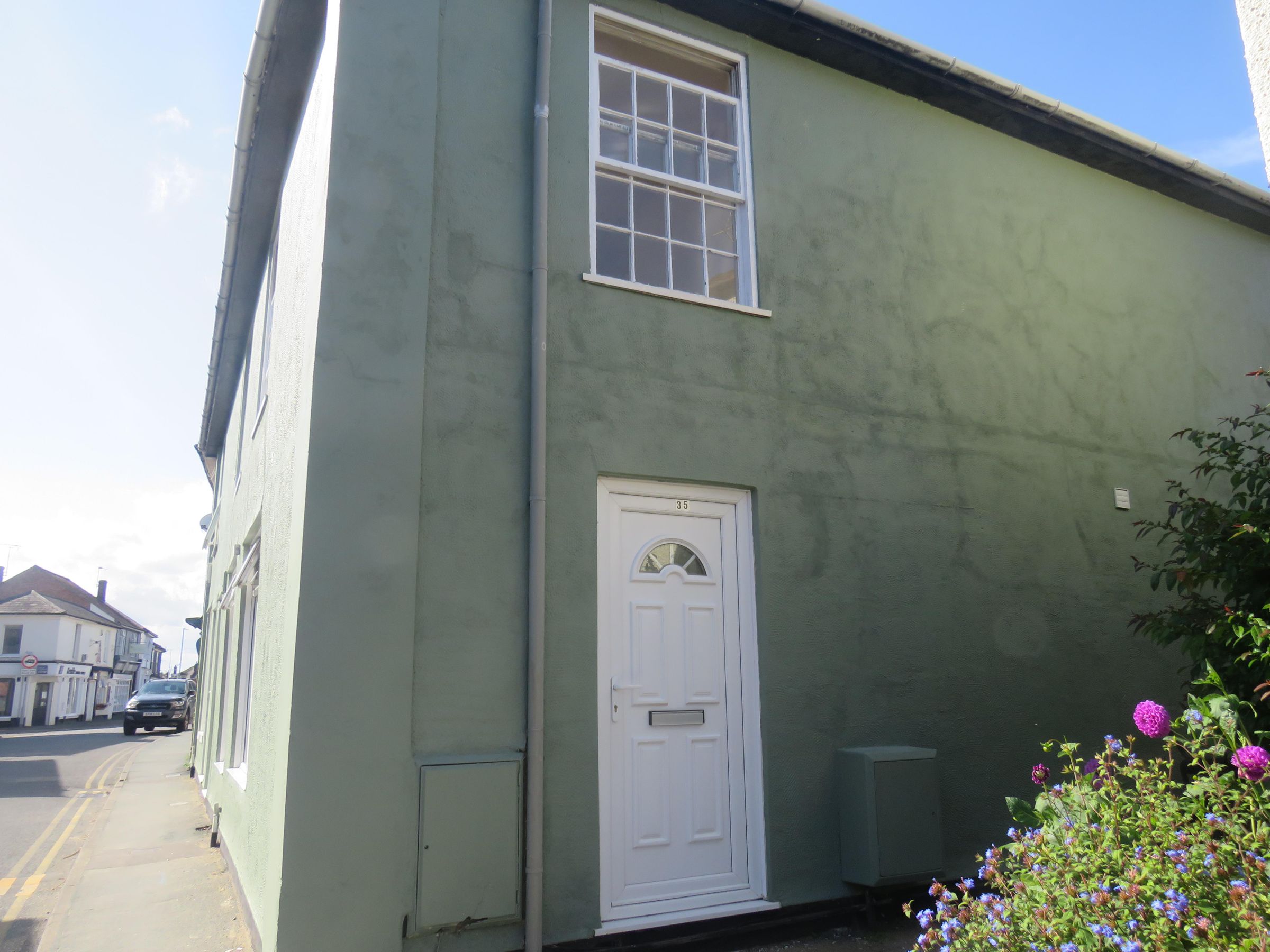 2 bed property to rent in High Street, Brightlingsea, Colchester CO7