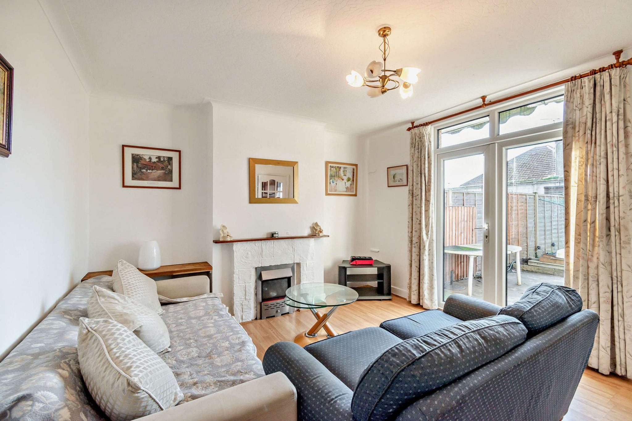 2 bed for sale in Alandale Drive, Pinner HA5 Zoopla