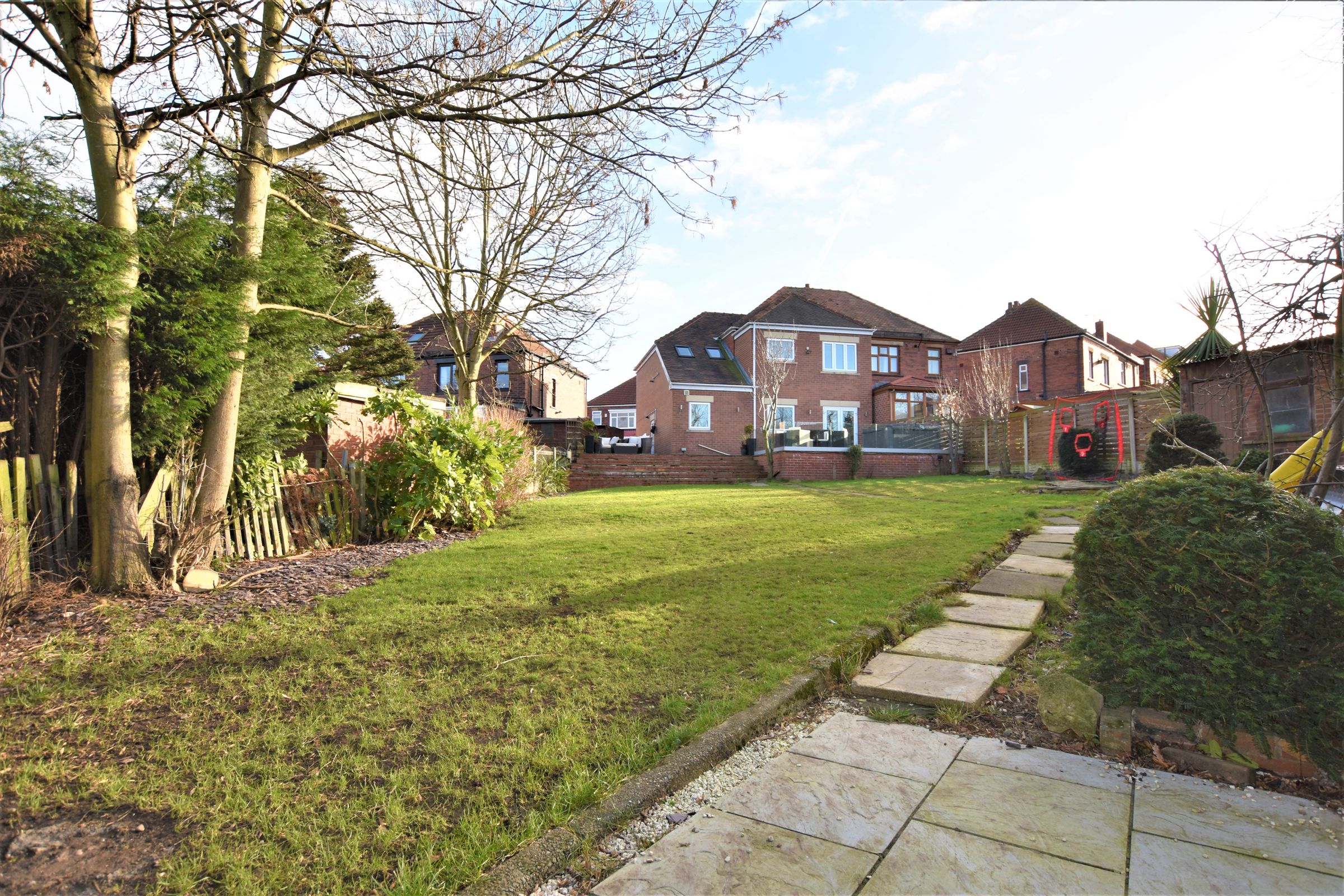 4 bed semidetached house to rent in Northgate, Barnsley S75 Zoopla