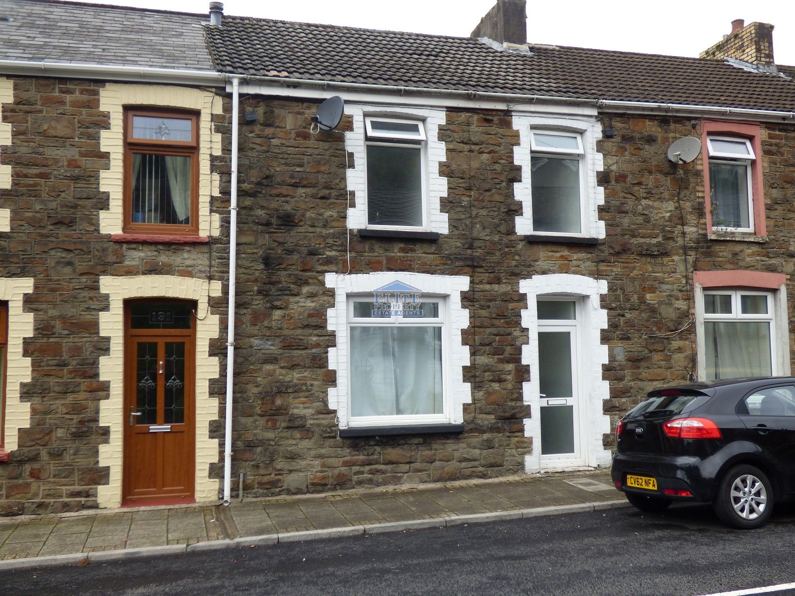 3 bed terraced house for sale in Oxford Street, Pontycymer, Bridgend