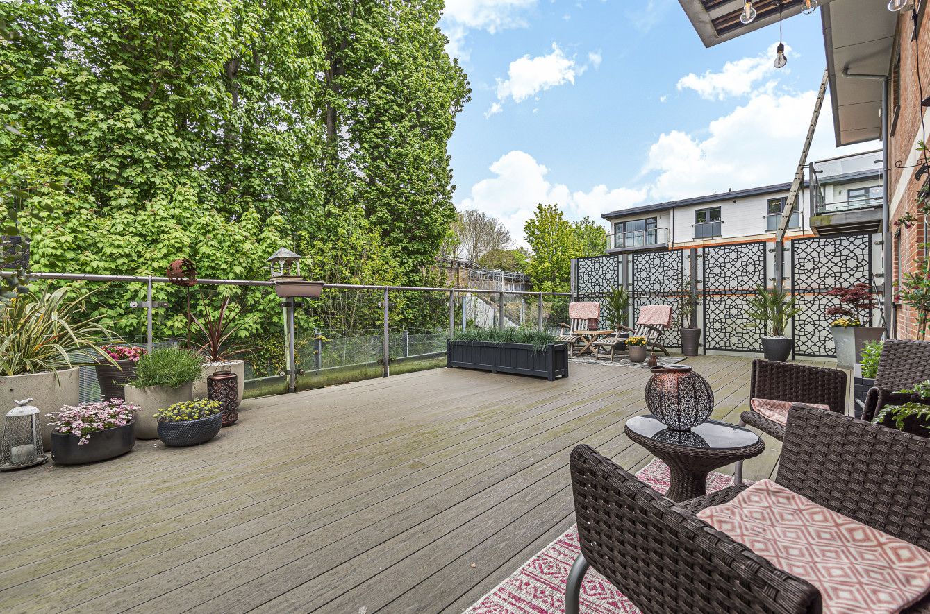 Cloisters Court, The Cloisters, Rickmansworth, Hertfordshire WD3  