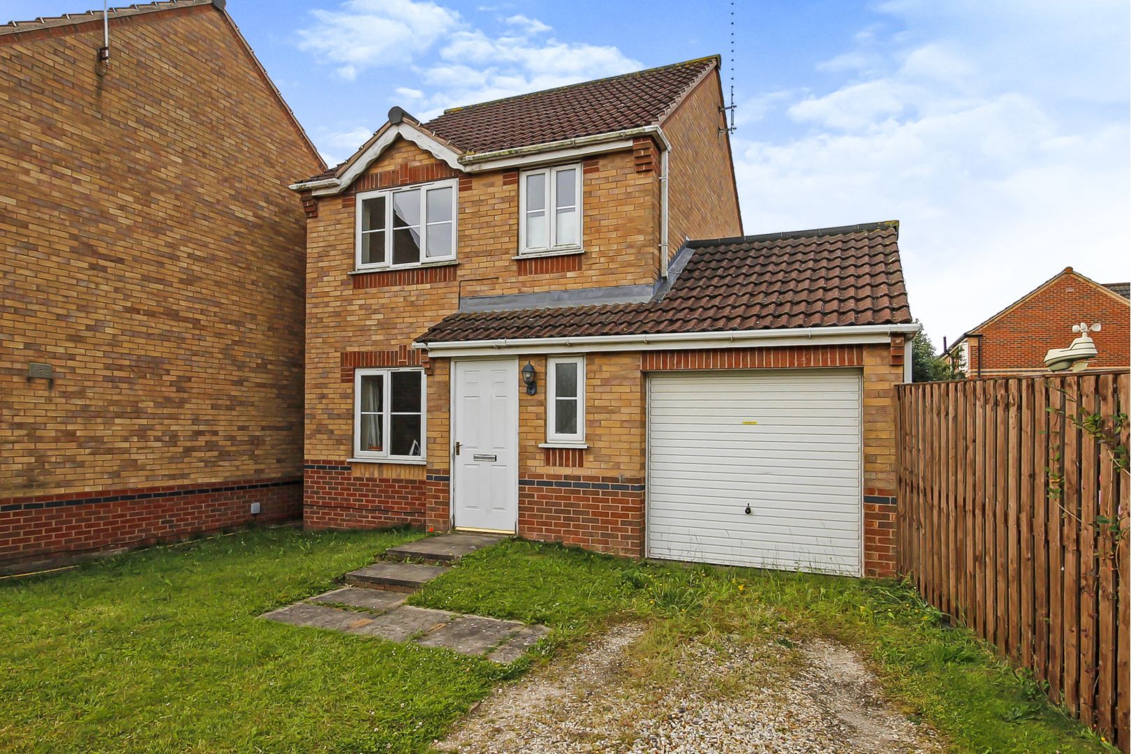 3 bed detached house for sale in Russell Close, Scunthorpe DN15 Zoopla
