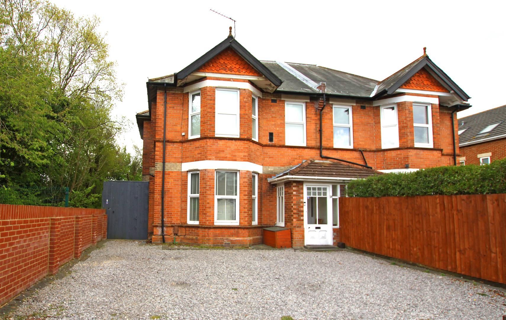 2 bed flat for sale in Methuen Road, Bournemouth BH8 Zoopla