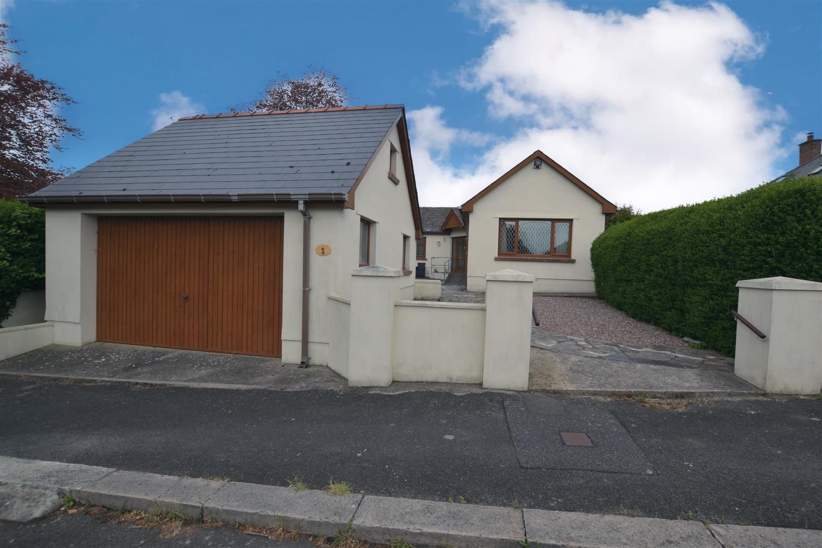 3 bed detached bungalow for sale in Steynton Road, Milford Haven SA73