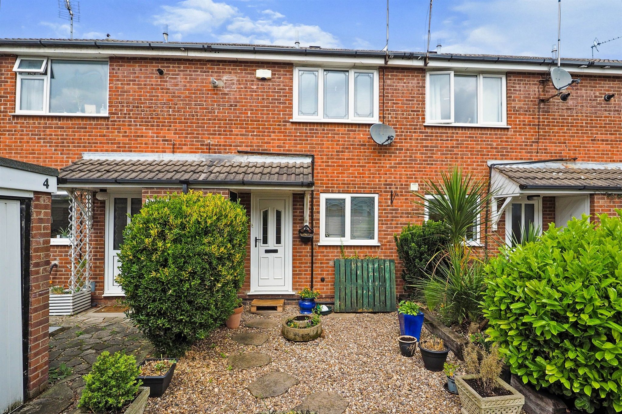 2 bed terraced house for sale in Rectory Court, West Bridgford