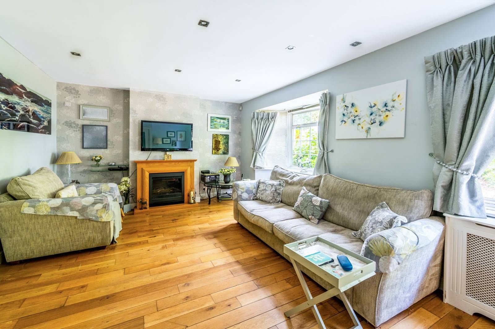 3 bed property for sale in Woodham Lane, New Haw, Addlestone KT15 Zoopla