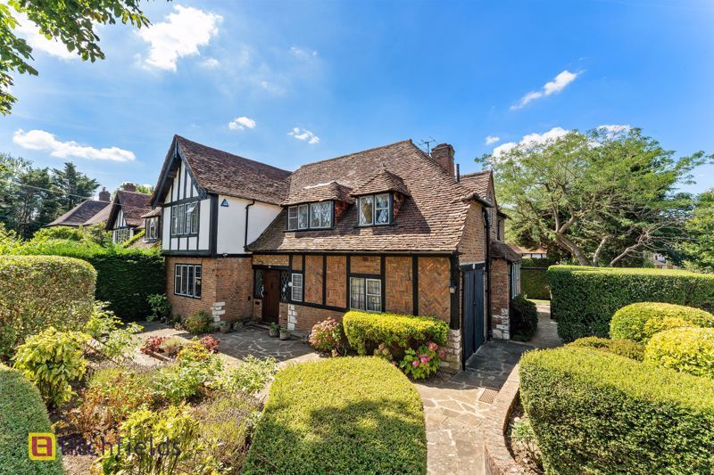 4 bed detached house for sale in Deansway, Hampstead Garden Suburb N2