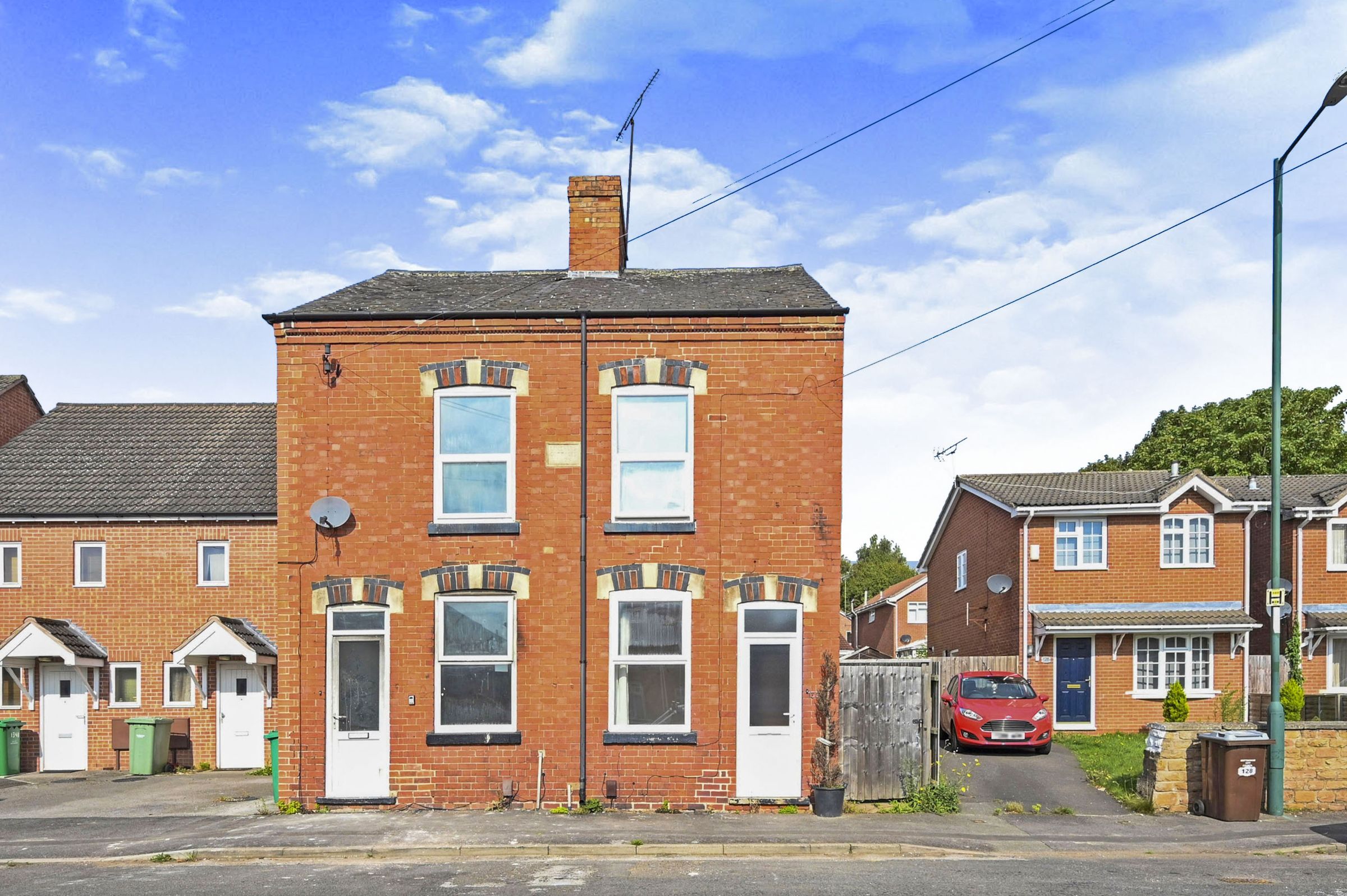 3 bed semidetached house for sale in Basford Road, Nottingham