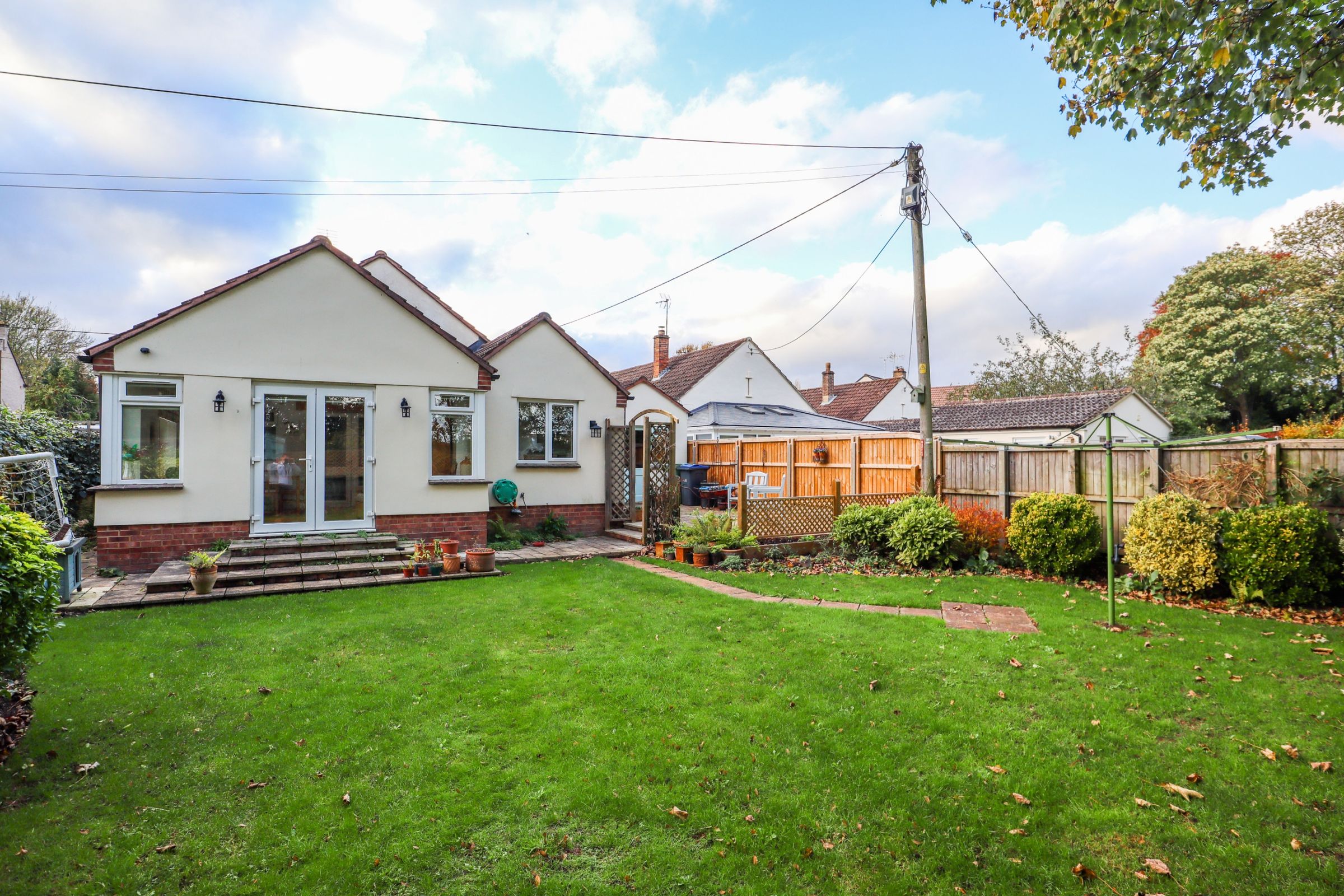 3 bed bungalow for sale in Horsebrook Park, Calne SN11 Zoopla