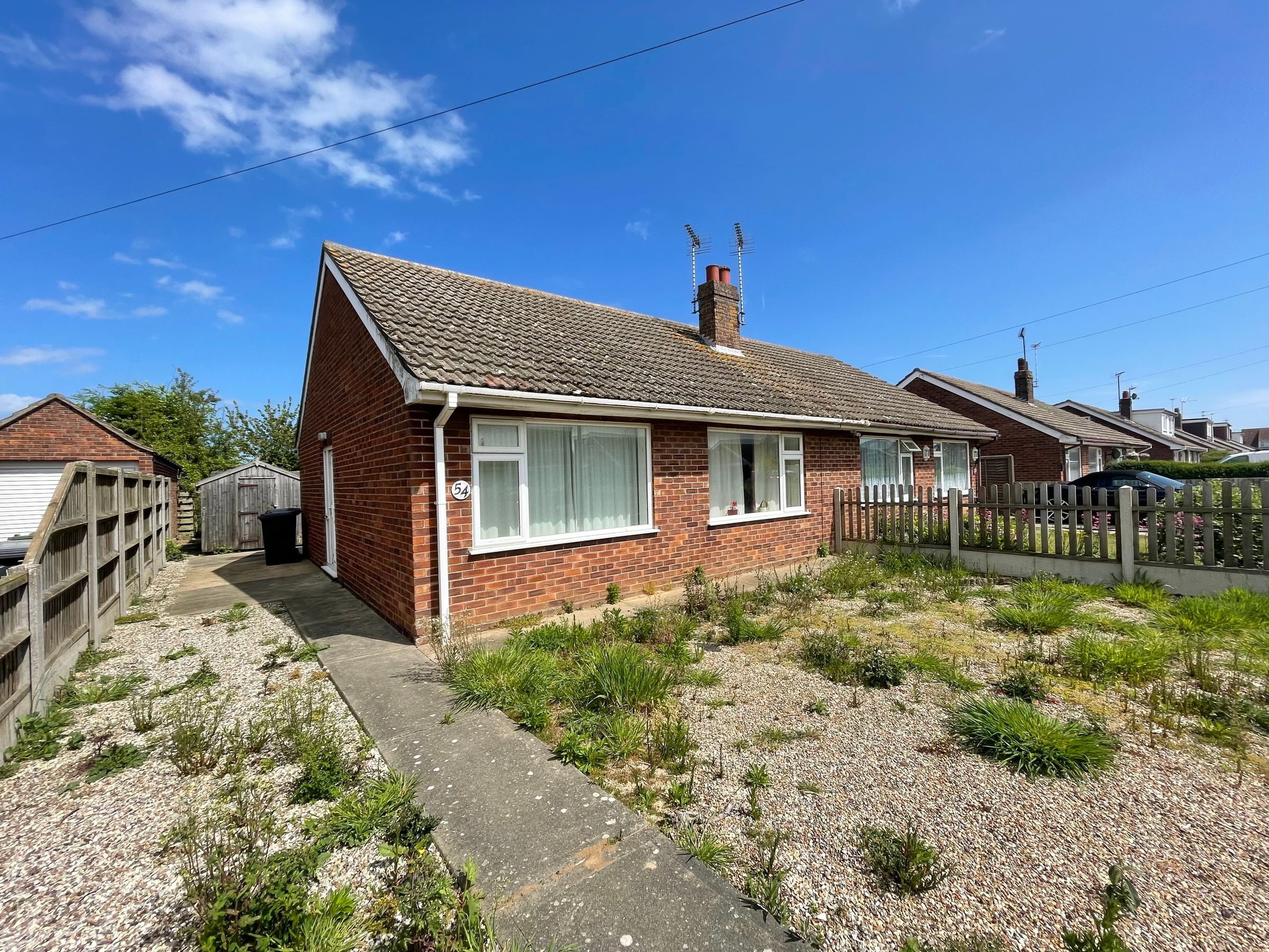 2 bed semidetached bungalow for sale in Heather Avenue, Scratby, Great