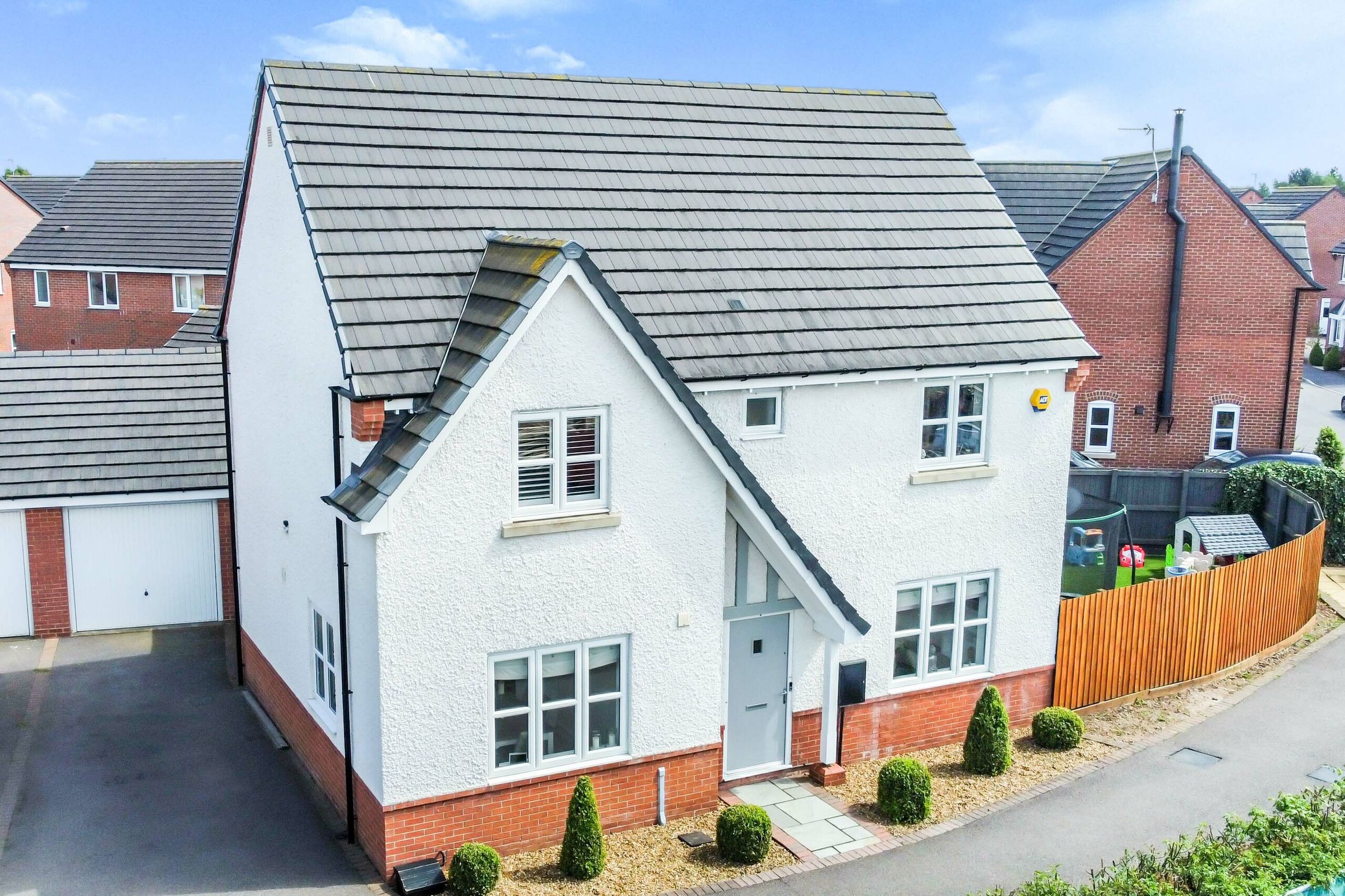 4 bed detached house for sale in Moat Close, Newbold Verdon, Leicester