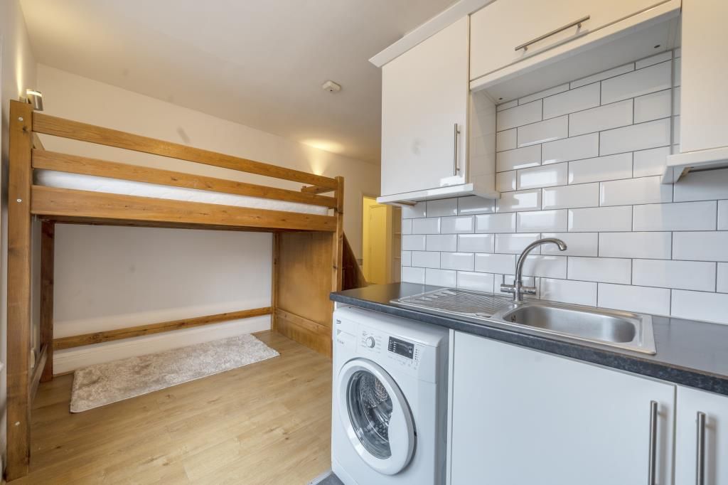 Studio to rent in Castle Hill, Reading RG1 Zoopla